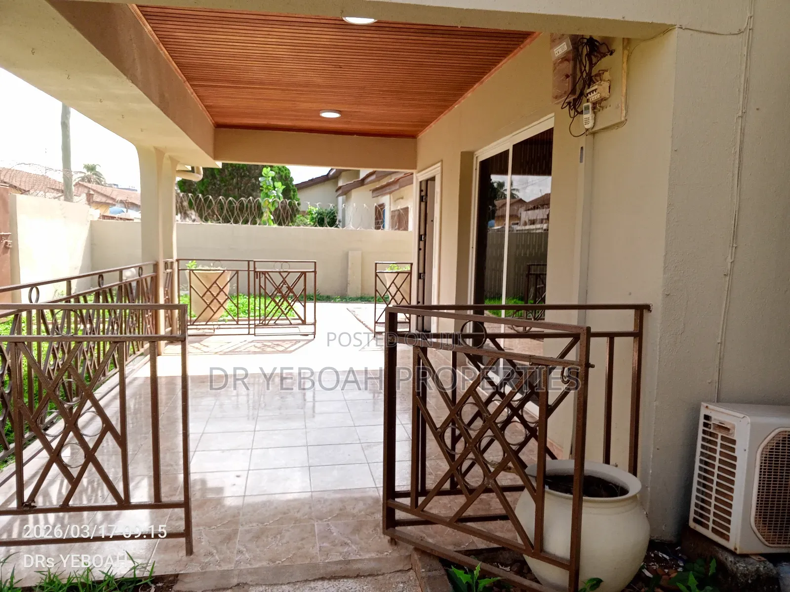 3bdrm House in Spintex:-  3 for rent