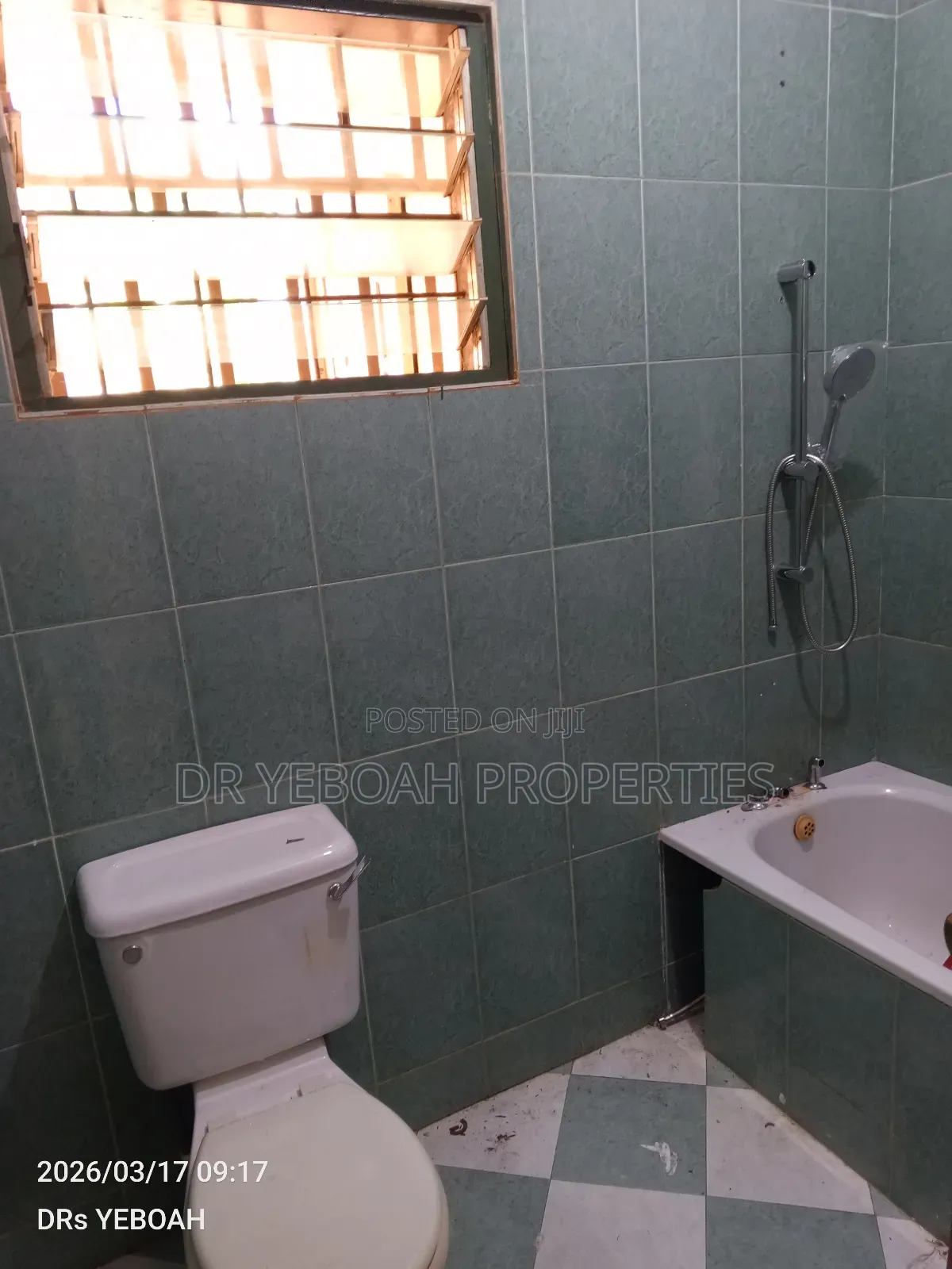 3bdrm House in Spintex:-  3 for rent