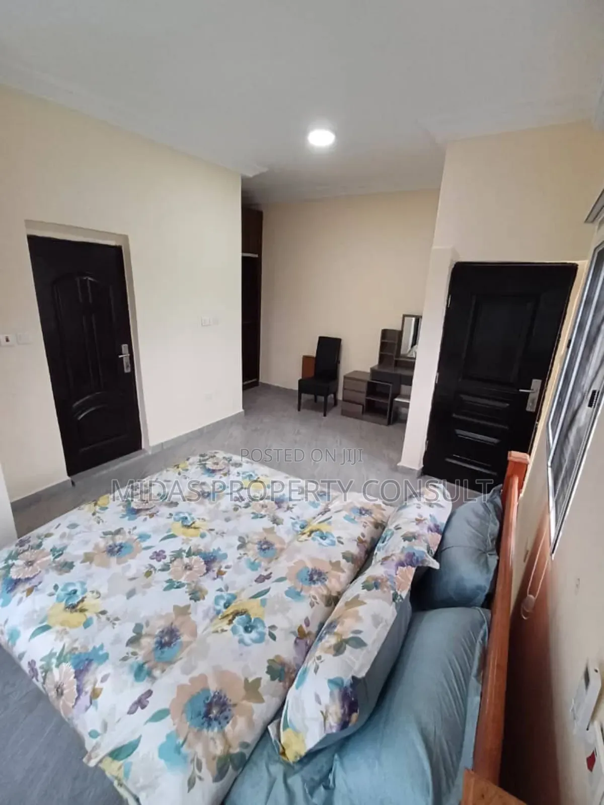 Furnished 3bdrm Apartment in Celebrity Golf, Sakumono for sale