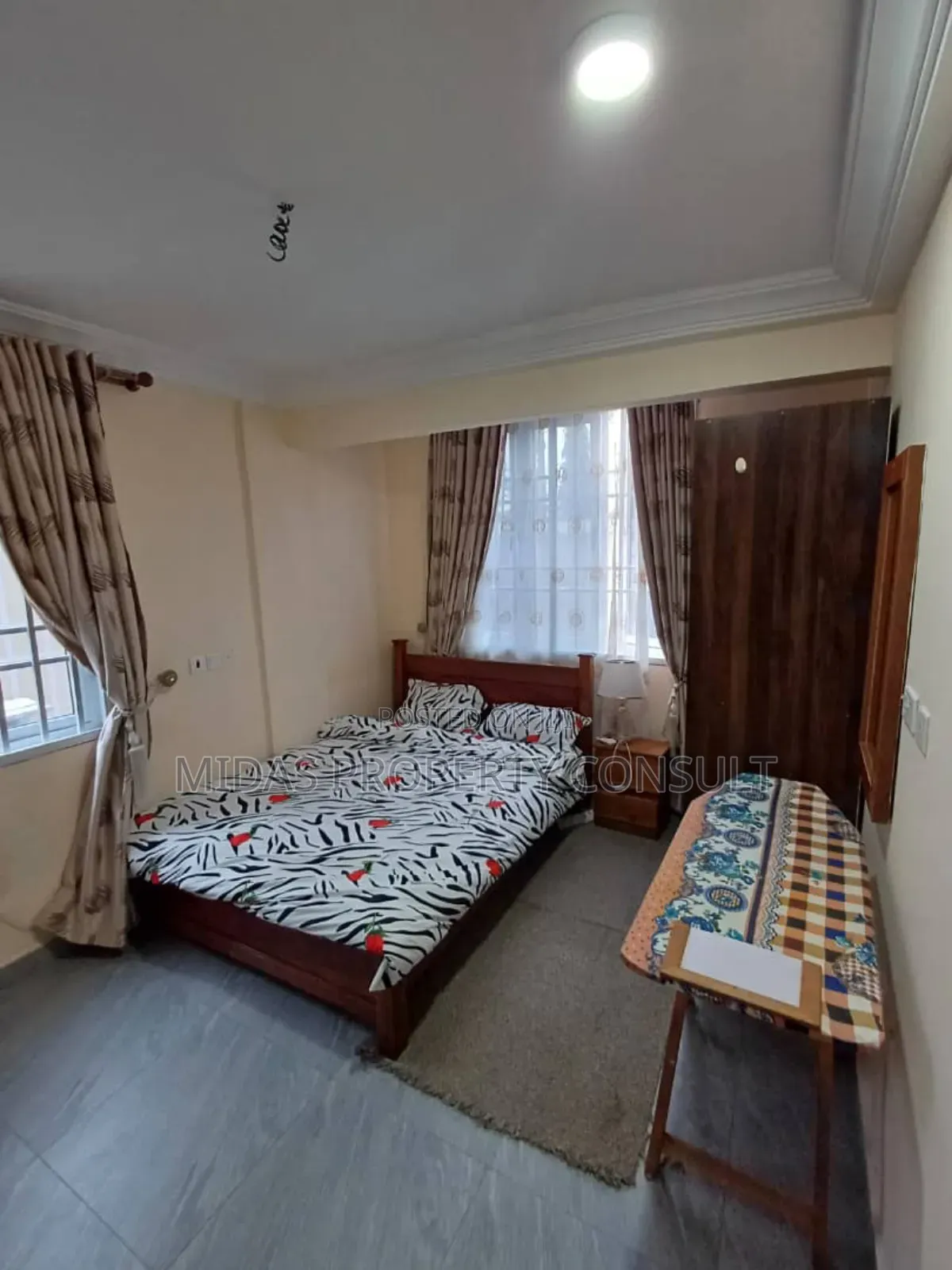 Furnished 3bdrm Apartment in Celebrity Golf, Sakumono for sale