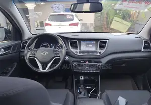 Hyundai Tucson Limited AWD 2019 Black