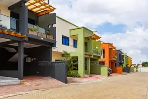 3bdrm House in 3 Bedroom, Mile 7 for rent