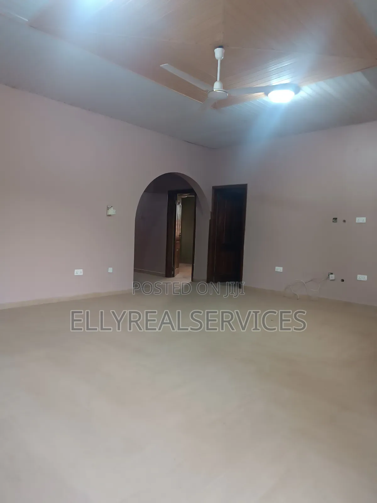 4bdrm House in Ellyrealservices, Frafraha for rent
