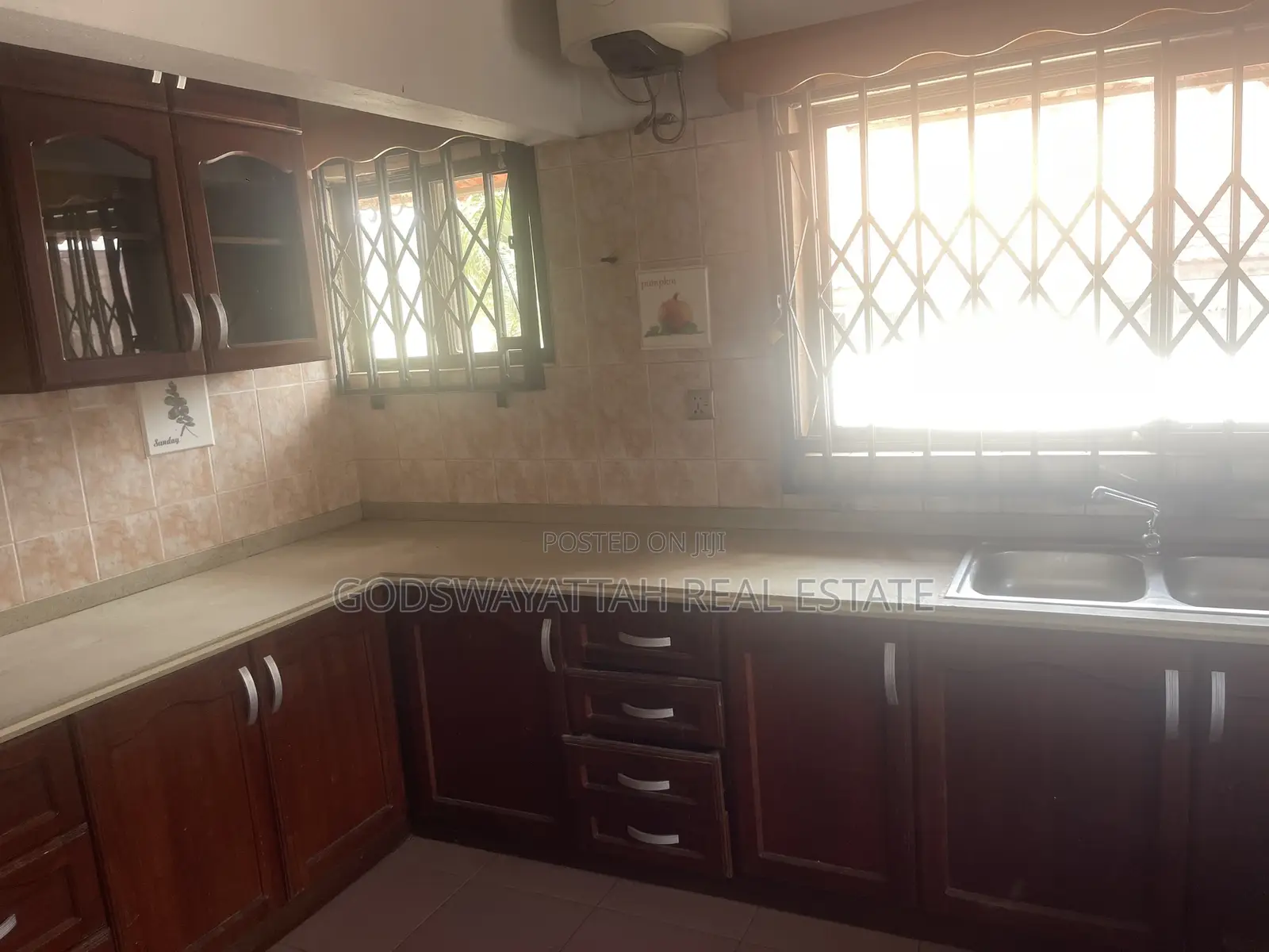 3bdrm House in East Legon, Adjiriganor for rent