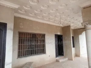7bdrm House in Brother K Estate, Kumasi Metropolitan for sale