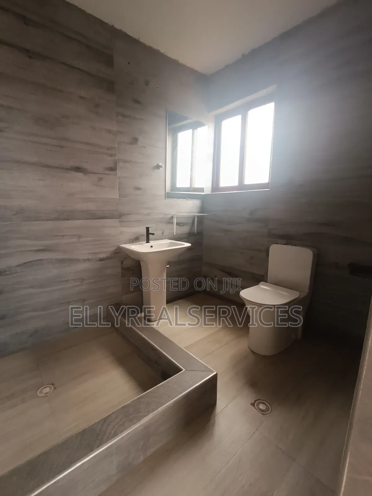 2bdrm Apartment in Ellyrealservices, Barrier for rent
