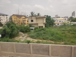 Almost 2 Plots (100ft/120ft) of Land With an Old Building Dzorwulu