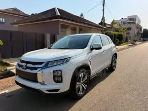 Mitsubishi Outlander Sport 2021 White