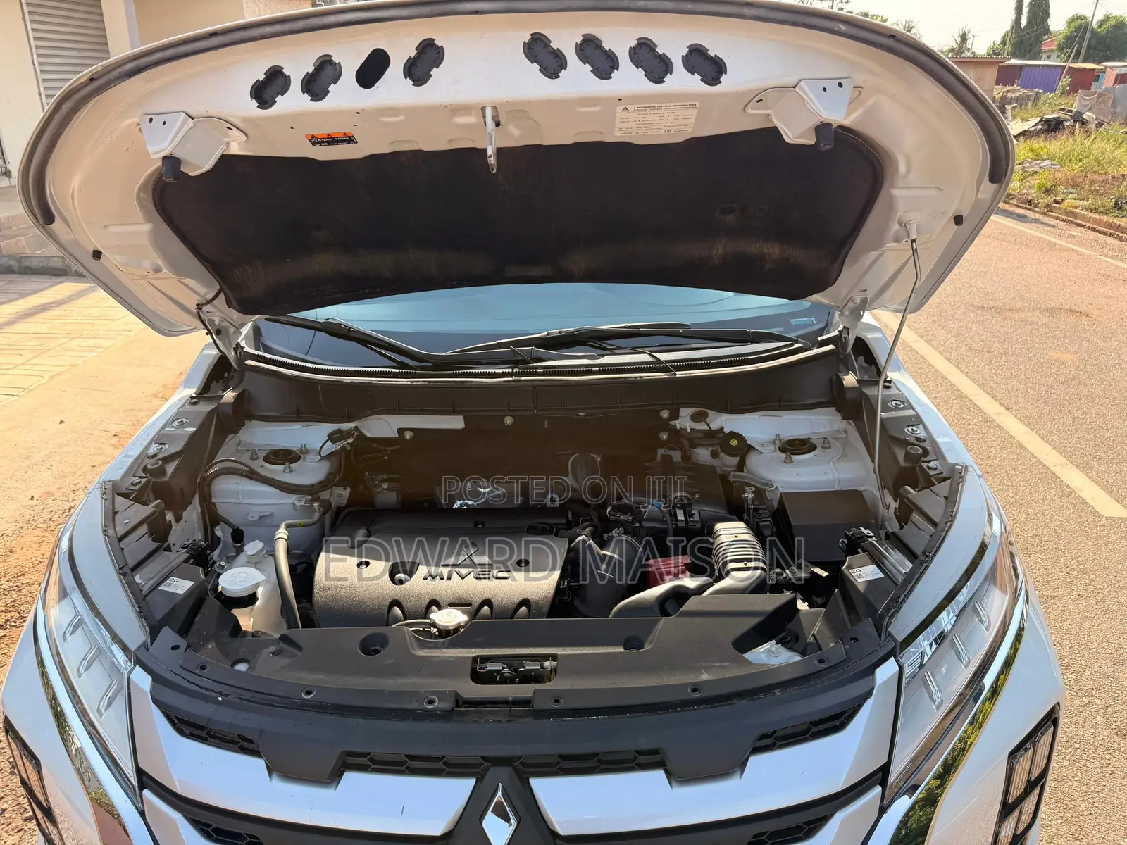 Mitsubishi Outlander Sport 2021 White