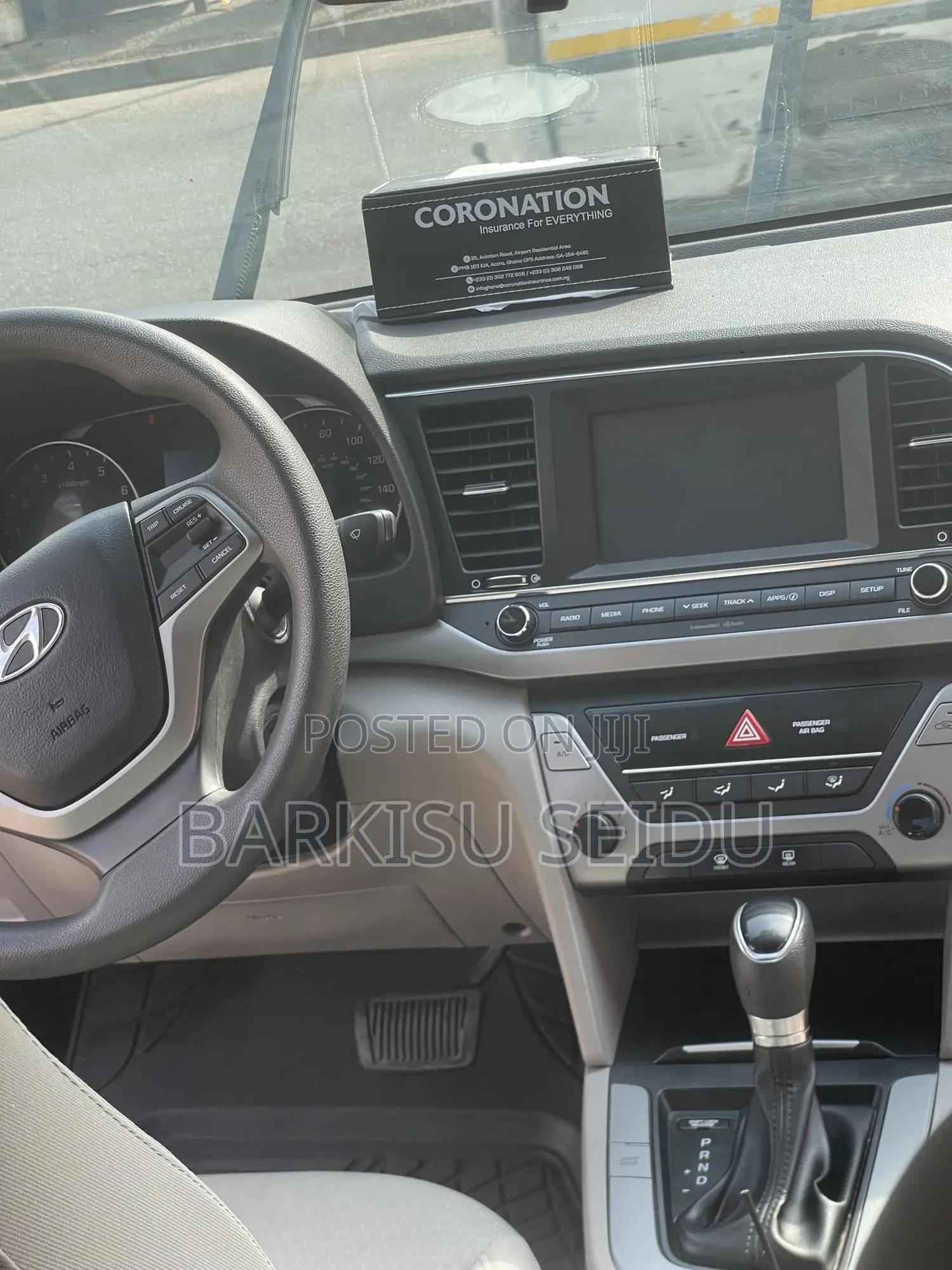 Hyundai Elantra SE Sedan FWD (2.0L 4cyl 6M) 2017 Silver