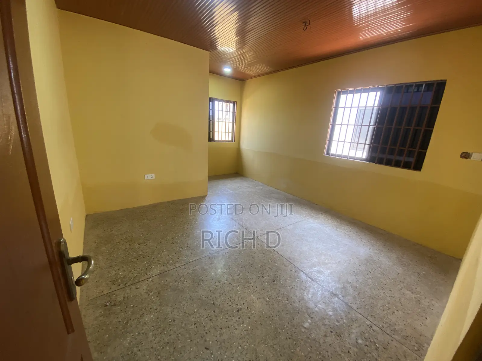 2bdrm House in Dawhenya for rent