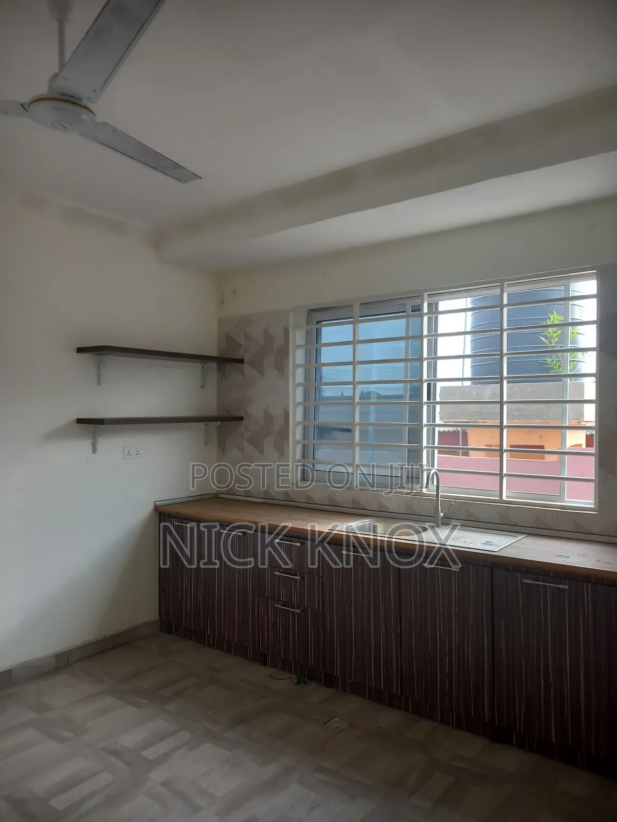 4bdrm House in Teshie Nungua, Addogonno for sale