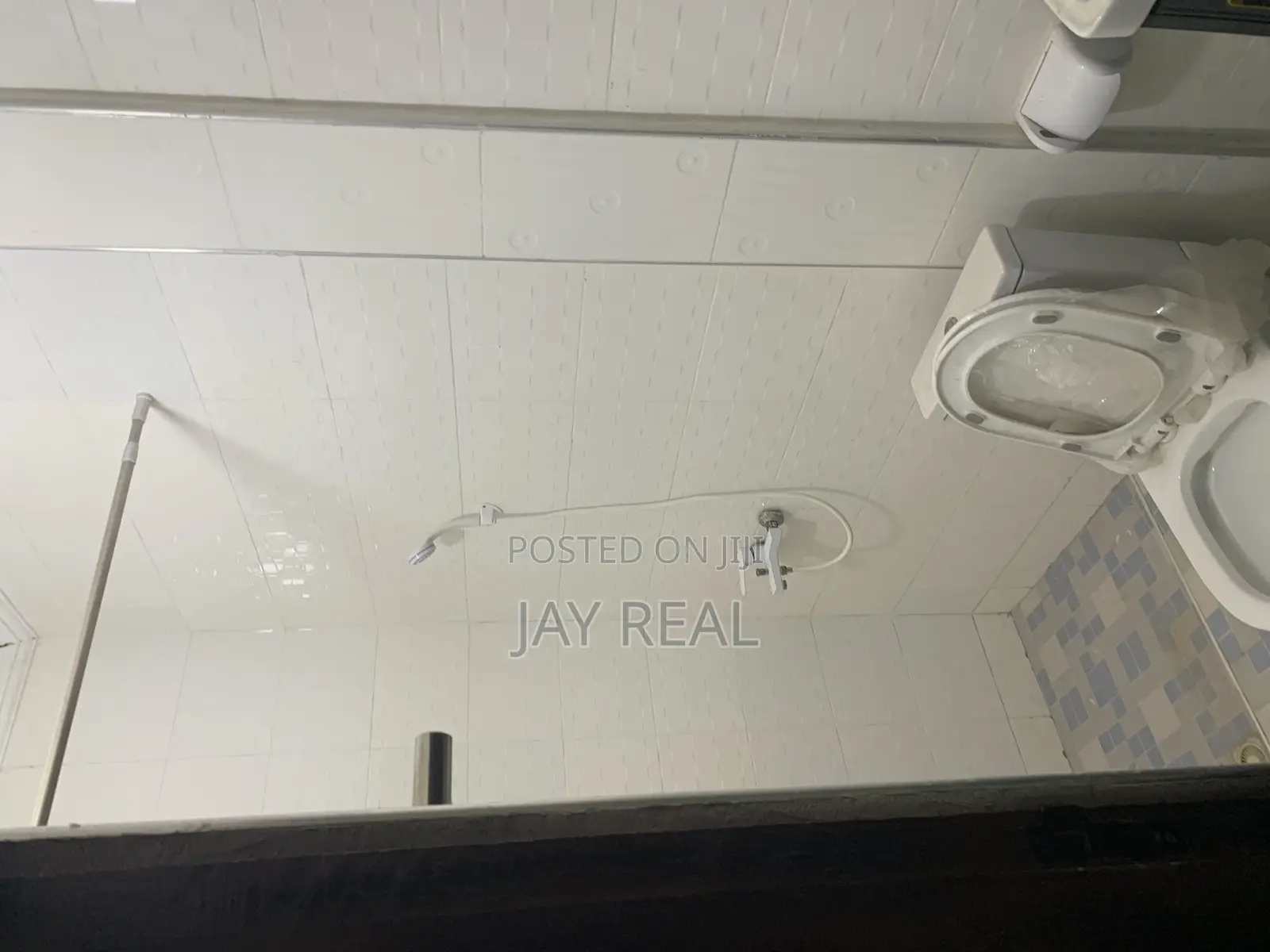 2bdrm Apartment in Jayreal Estate., Kasoa for rent