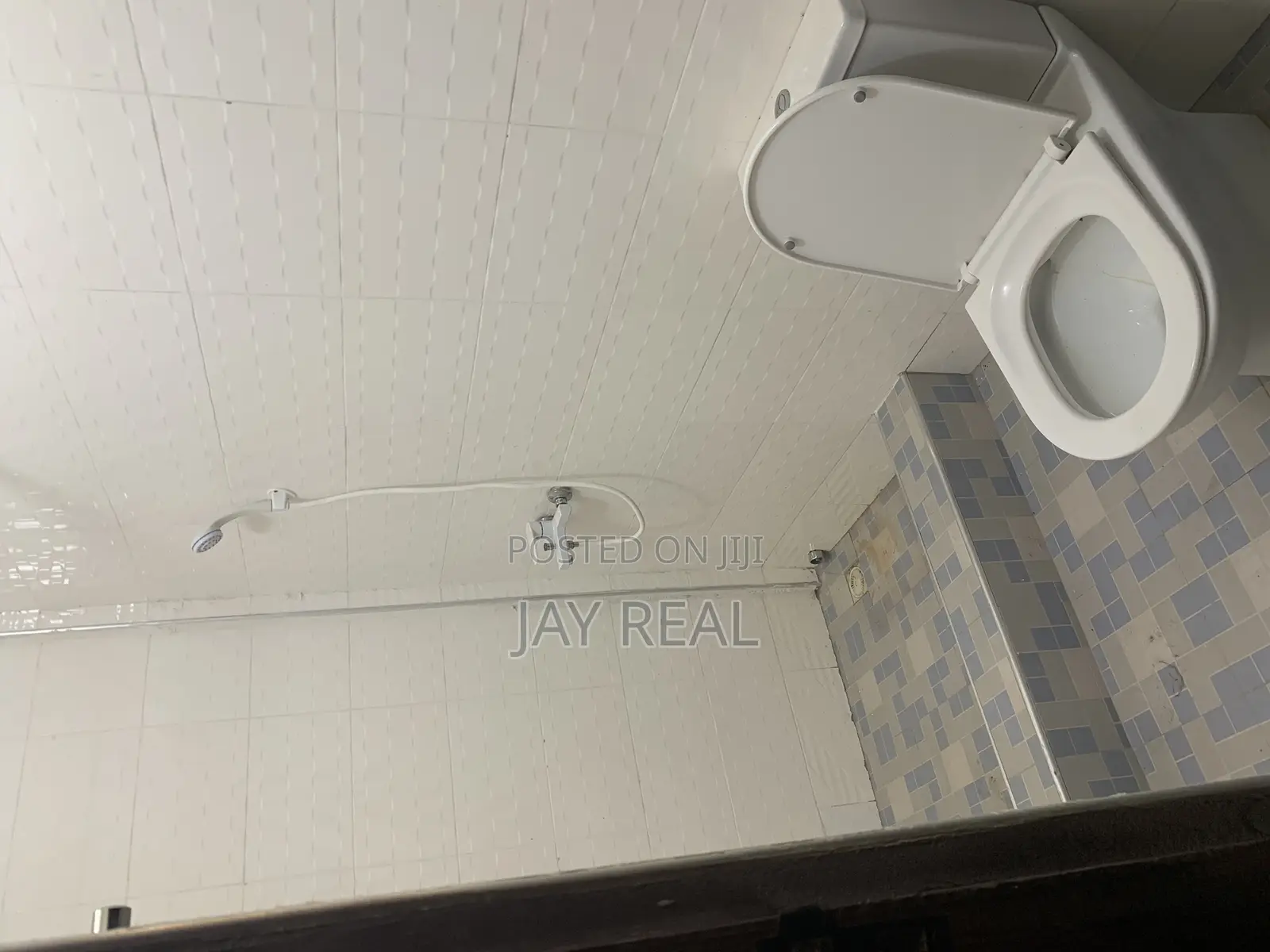 2bdrm Apartment in Jayreal Estate., Kasoa for rent