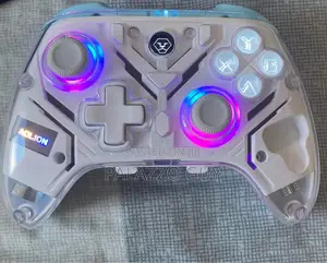 Wireless Controller With Wireless Charger