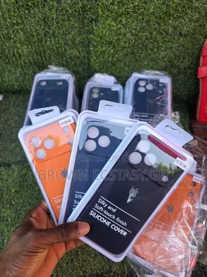 iPhone 17/17 Air/ 17 Pro/ 17 Pro Max Silicone Case