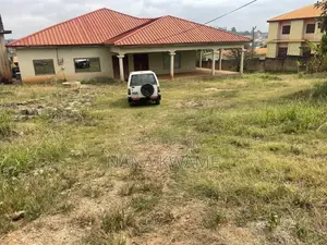 7bdrm House in Richmoni Estate, Atwima Kwanwoma for sale
