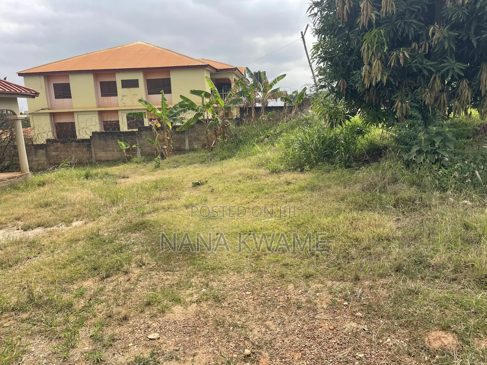 7bdrm House in Richmoni Estate, Atwima Kwanwoma for sale