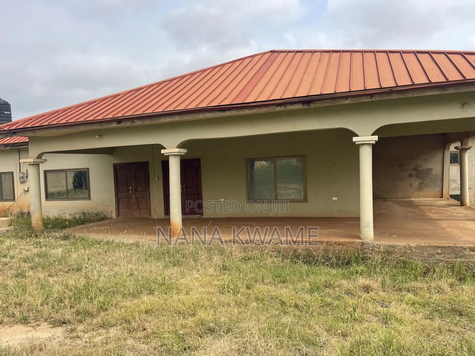 7bdrm House in Richmoni Estate, Atwima Kwanwoma for sale