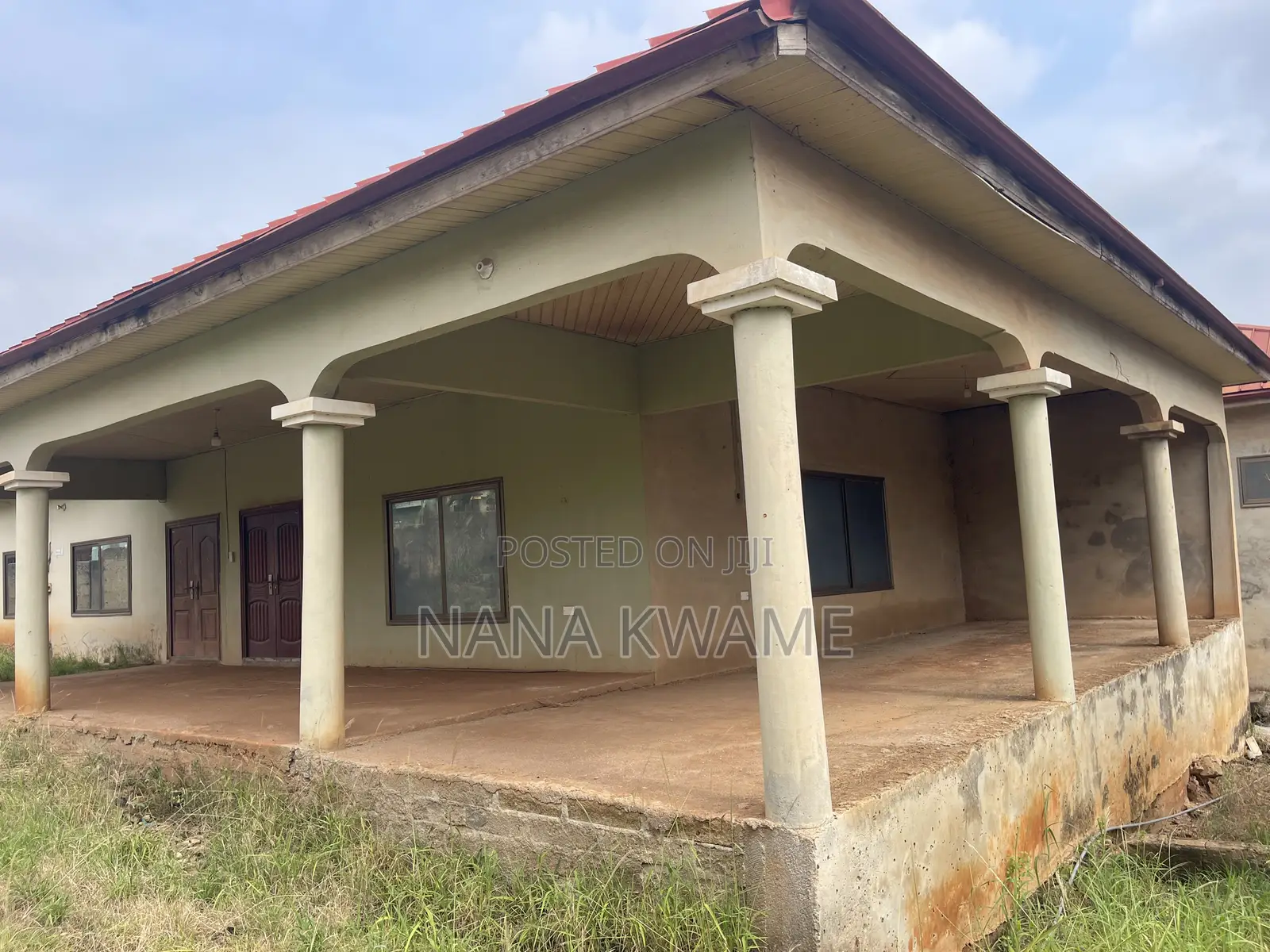 7bdrm House in Richmoni Estate, Atwima Kwanwoma for sale