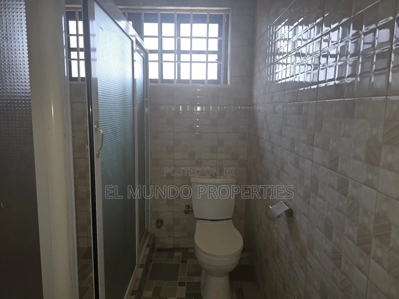 6bdrm House in Agric Krumoase, Kumasi Metropolitan for sale