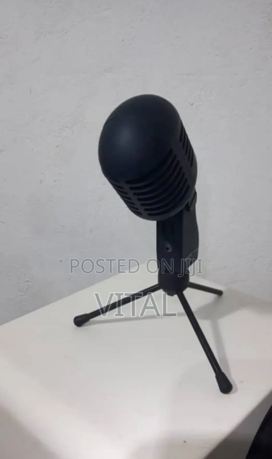 Yoga 868 Dynamic Microphone