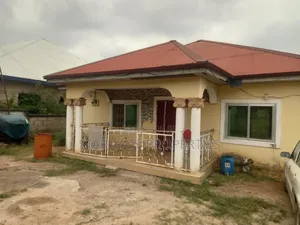 4bdrm House in Abrem Nwamase, Kumasi Metropolitan for sale