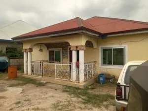4bdrm House in Kenyasi Nwamase., Kwabre for sale