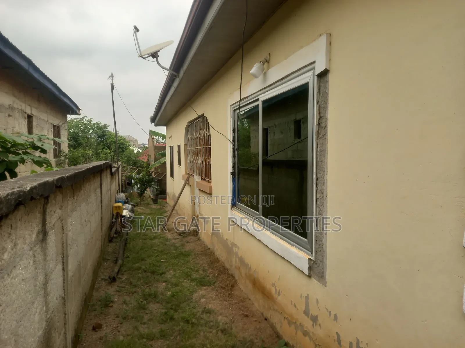 4bdrm House in Kenyasi Nwamase., Kwabre for sale