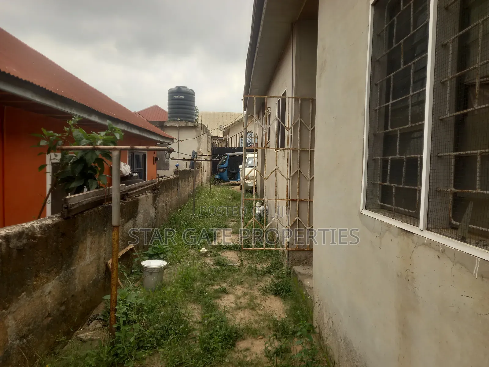 4bdrm House in Kenyasi Nwamase., Kwabre for sale