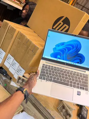 New Laptop HP 630 16GB Intel Core i7 HDD+SSD 512GB