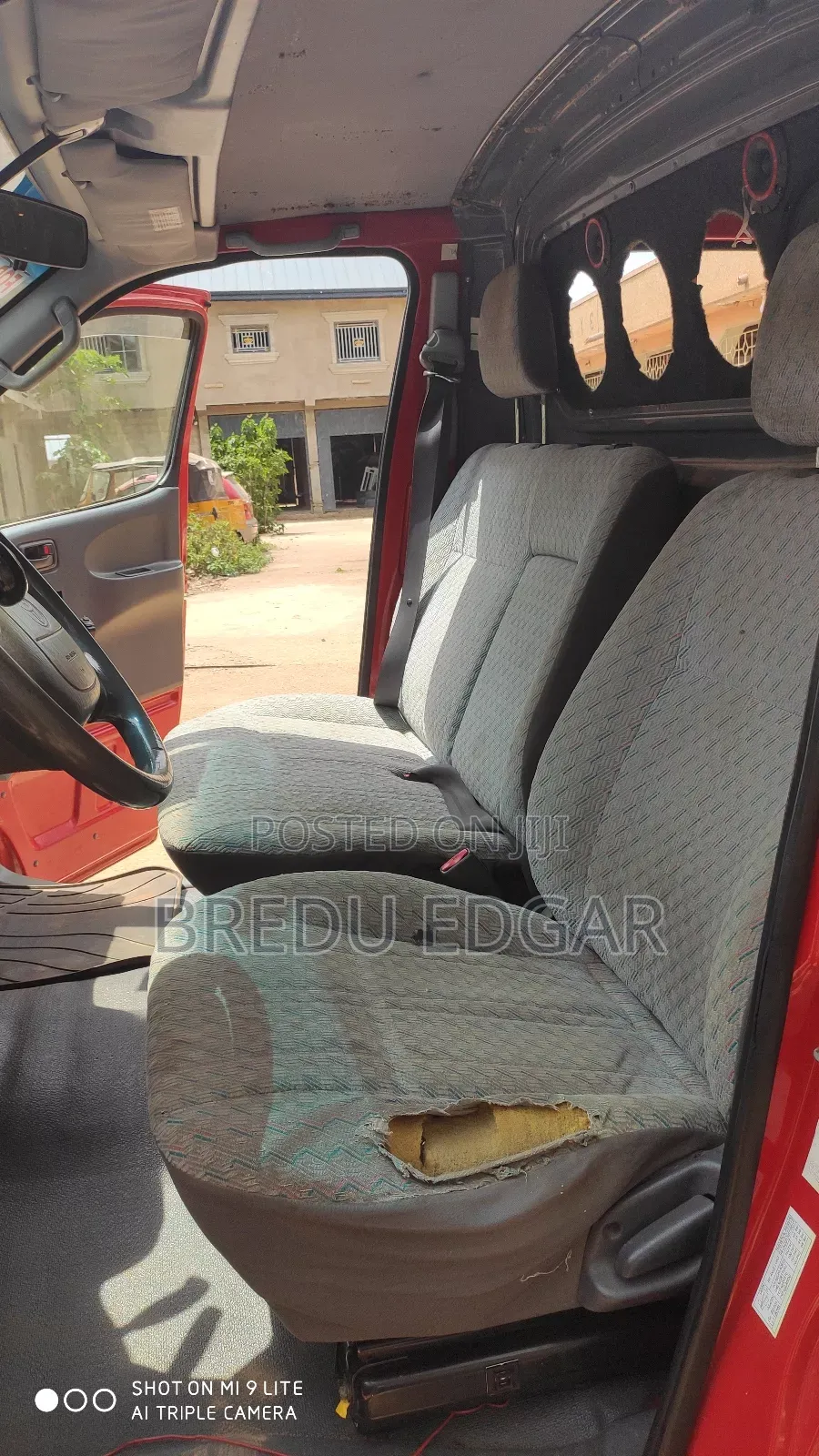 Toyota HiAce 2005 Red