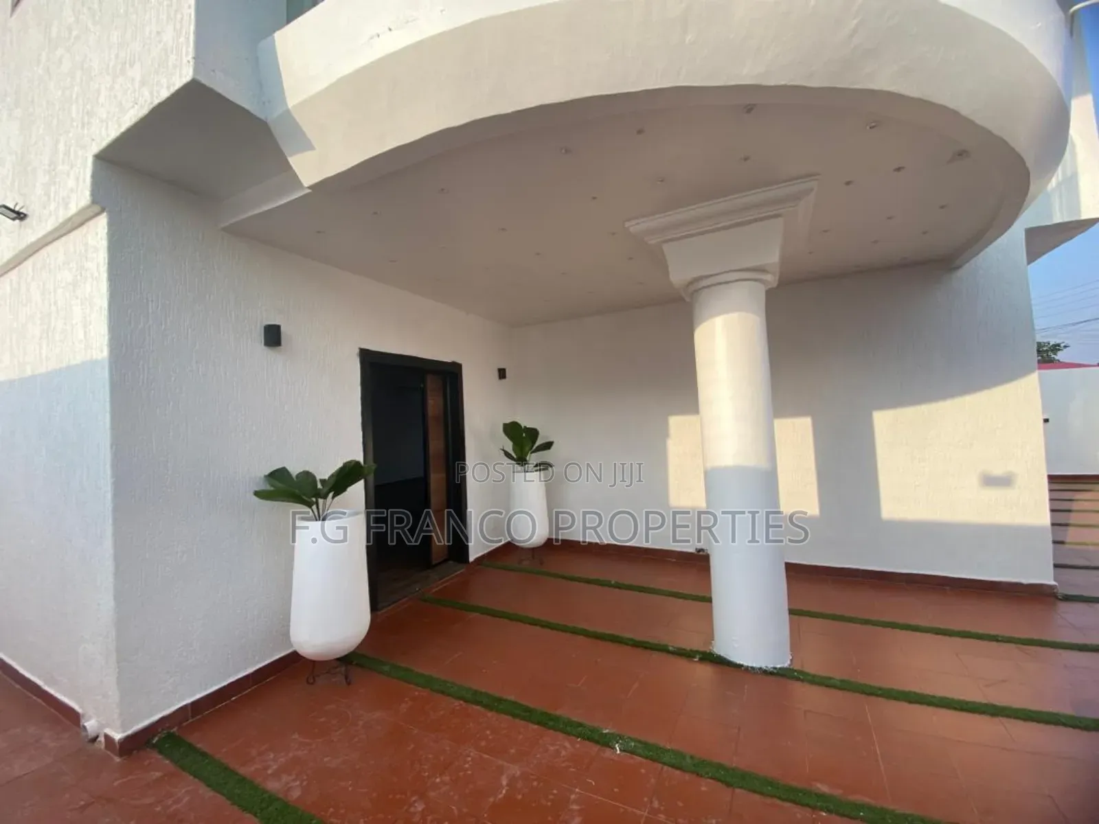 5bdrm House in Kg Franco Properties, East Legon for sale