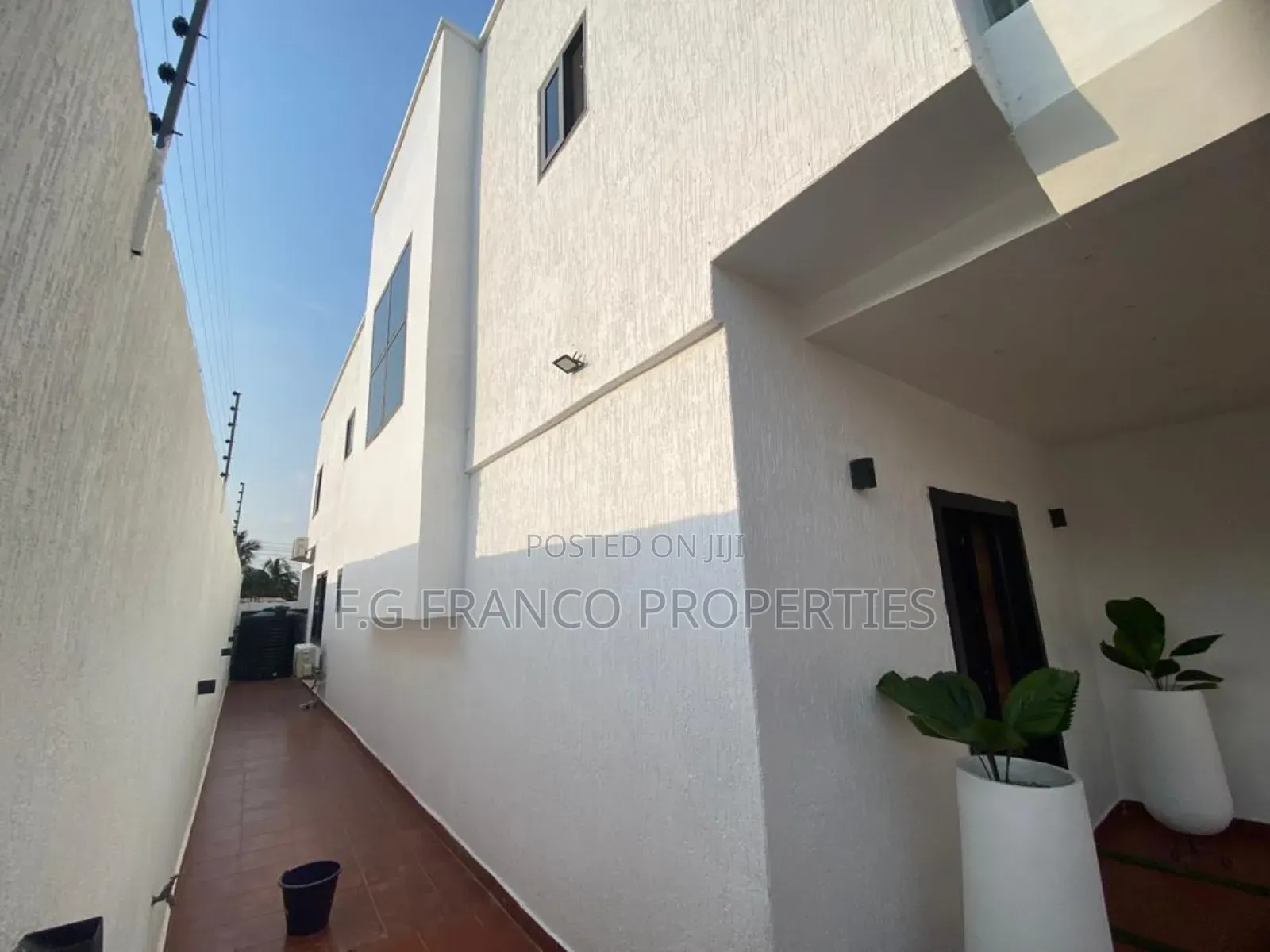 5bdrm House in Kg Franco Properties, East Legon for sale