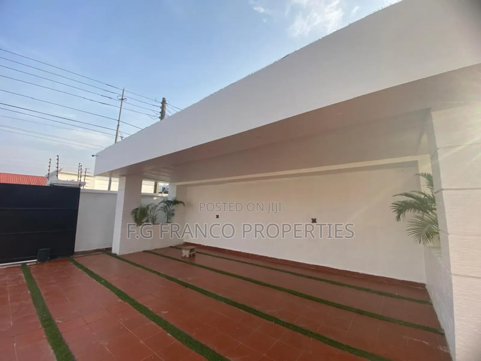 5bdrm House in Kg Franco Properties, East Legon for sale