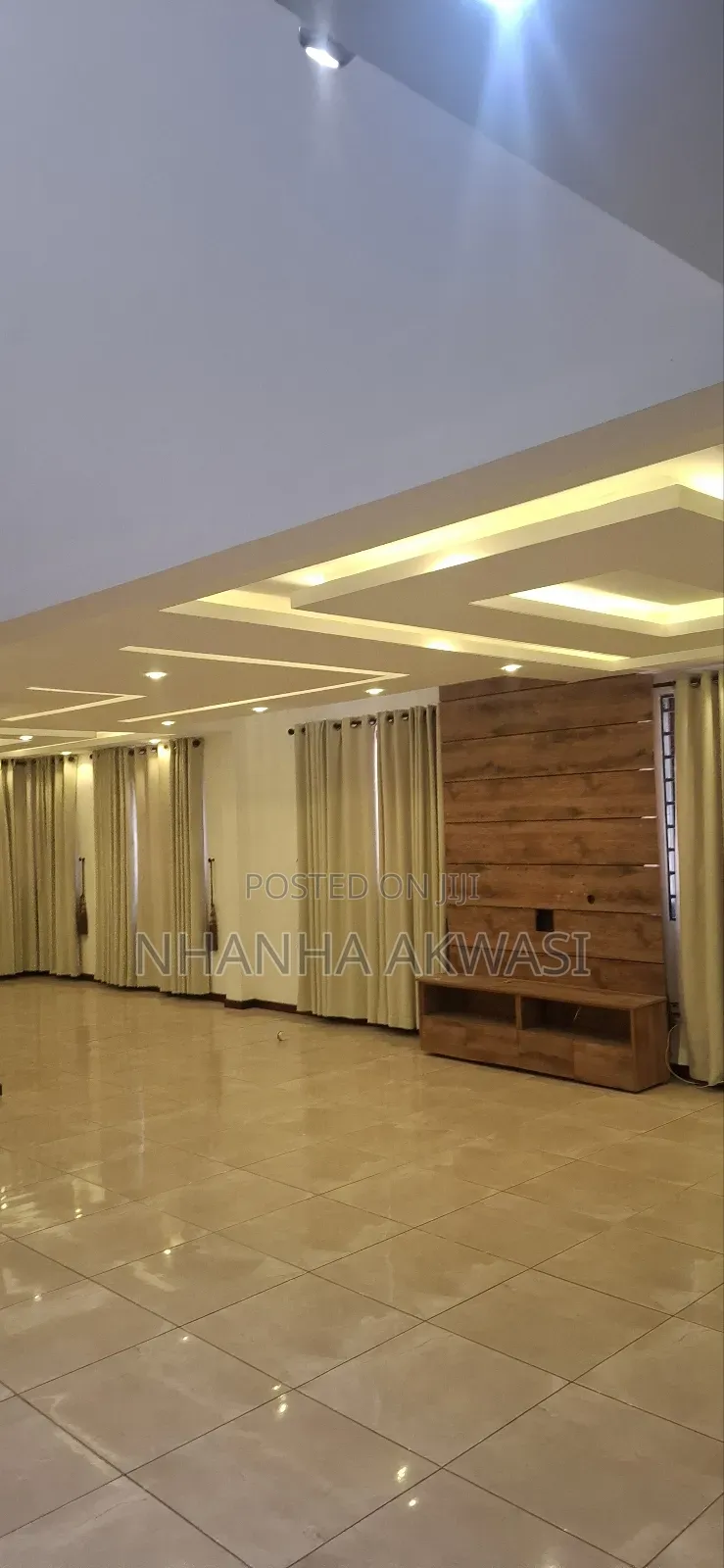 5bdrm House in Sakumono for rent