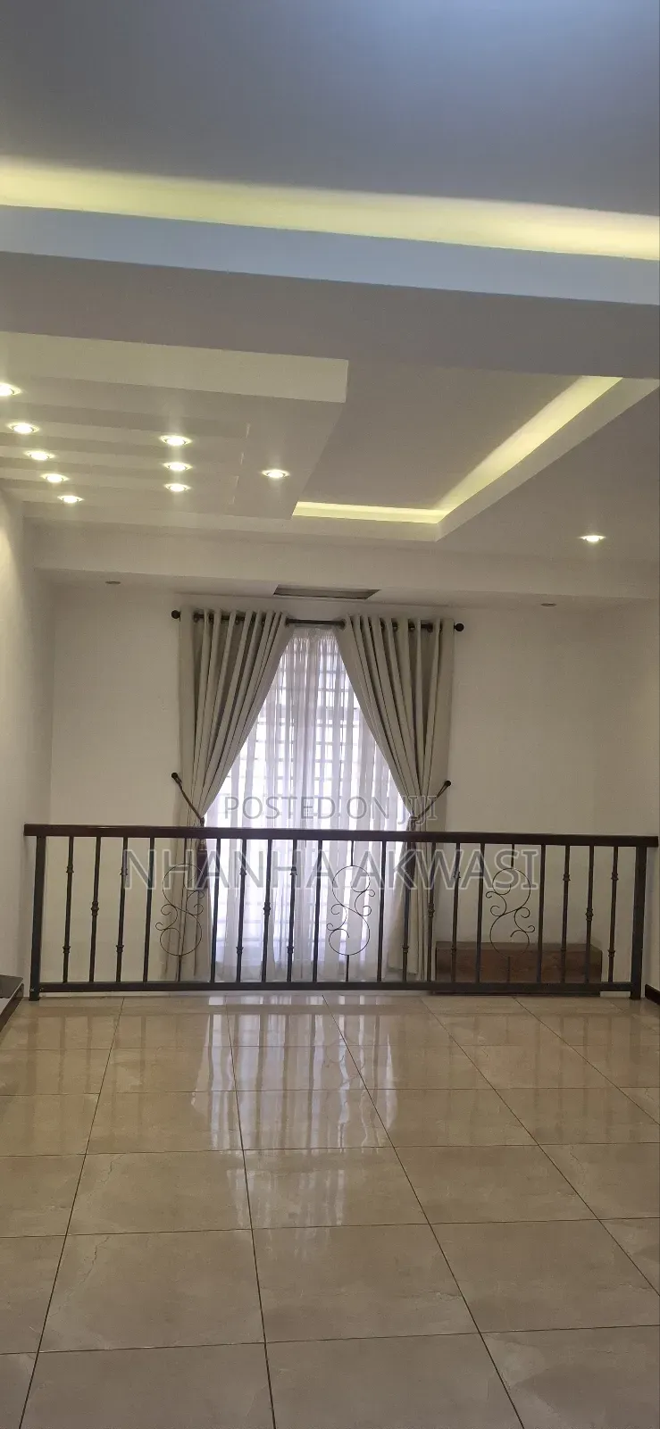 5bdrm House in Sakumono for rent