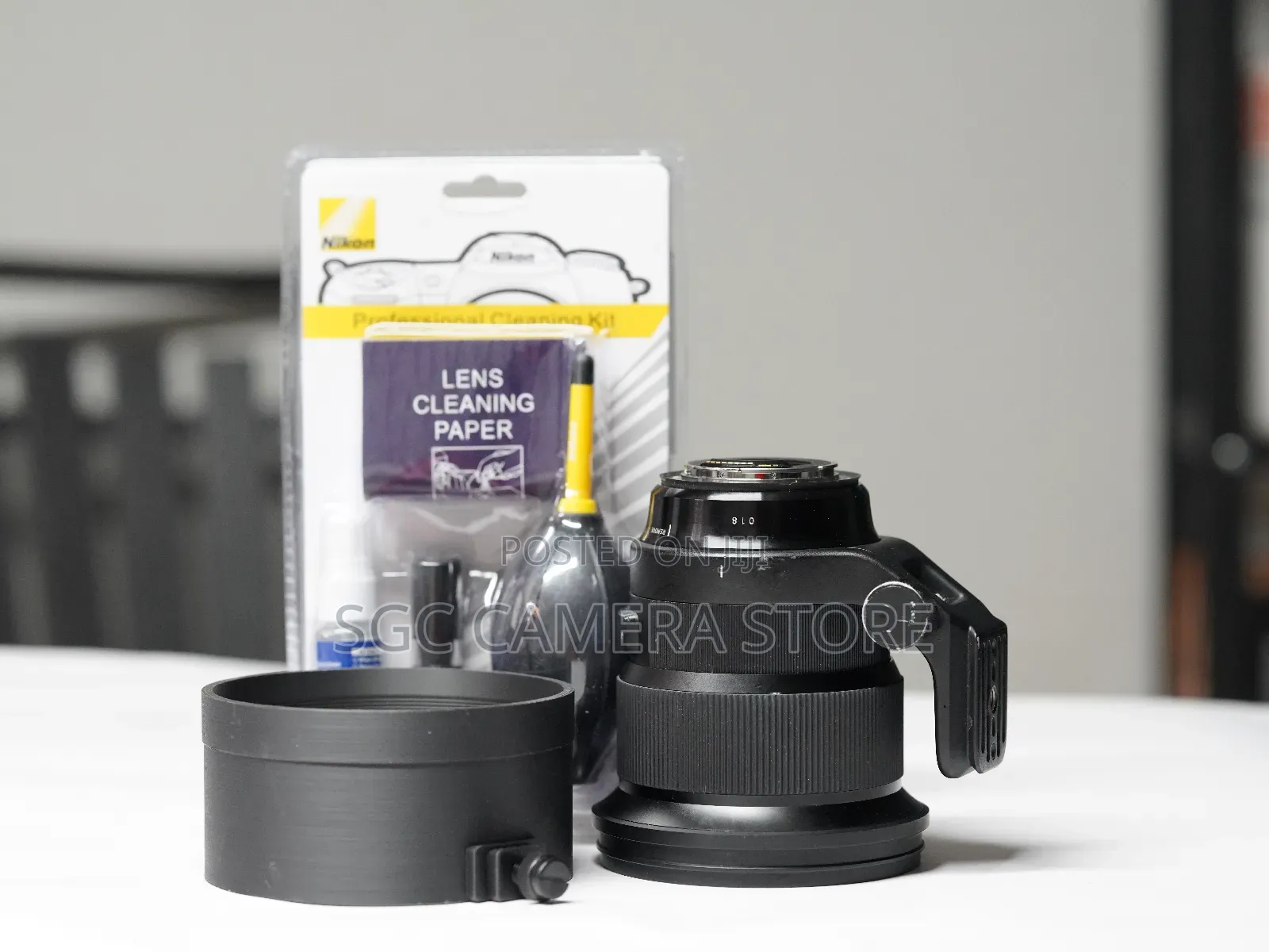 Sigma 105mm F1.4 Art Lens // Canon Ef // 6months Warranty