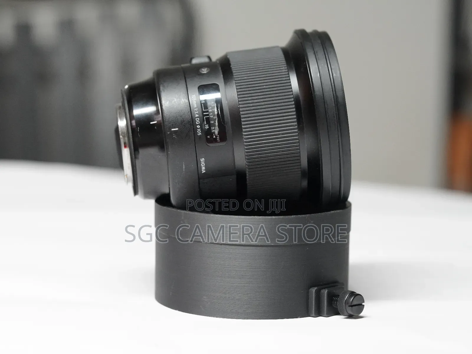 Sigma 105mm F1.4 Art Lens // Canon Ef // 6months Warranty