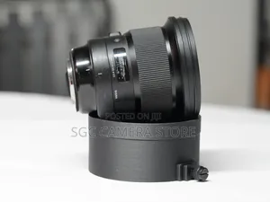 Sigma 105mm F1.4 Art Lens // Canon Ef // 6months Warranty