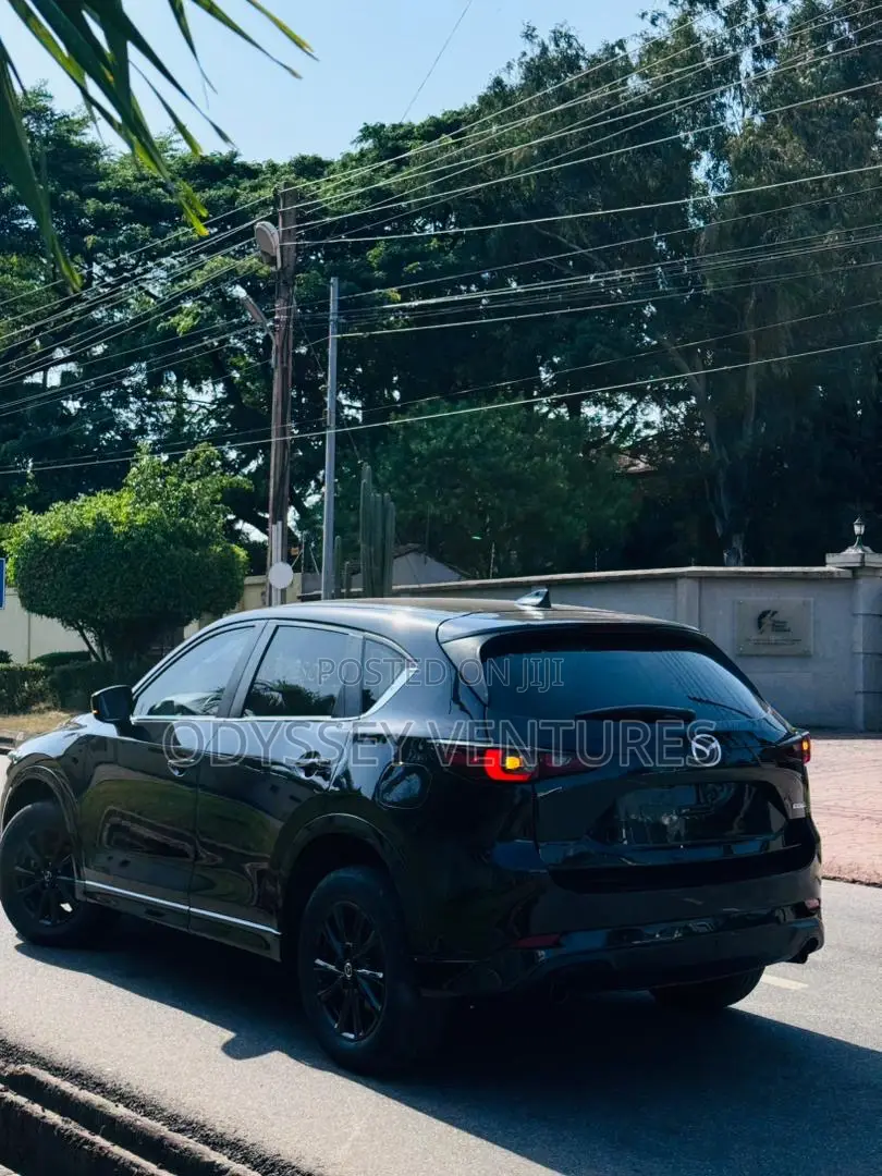 Mazda CX-5 2022 Black