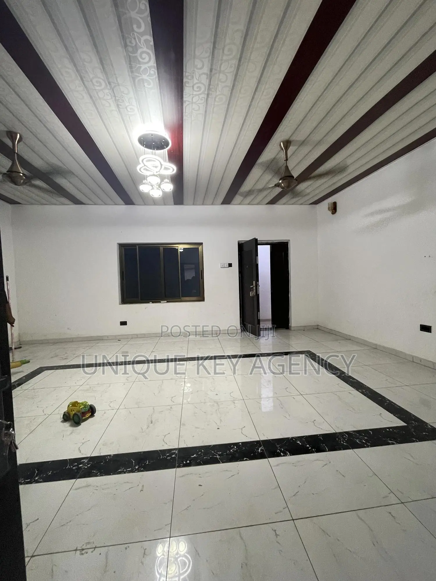 5bdrm House in Unique Key Agency, Accra Metropolitan for rent