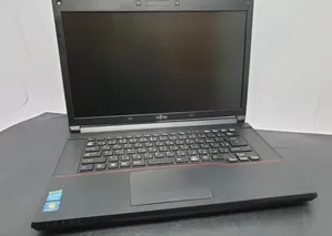 Laptop Fujitsu Lifebook A557 4GB Intel Celeron HDD 320GB