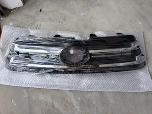 Toyota Highlander Top Grille/Shells Silver 2017 2018 2019
