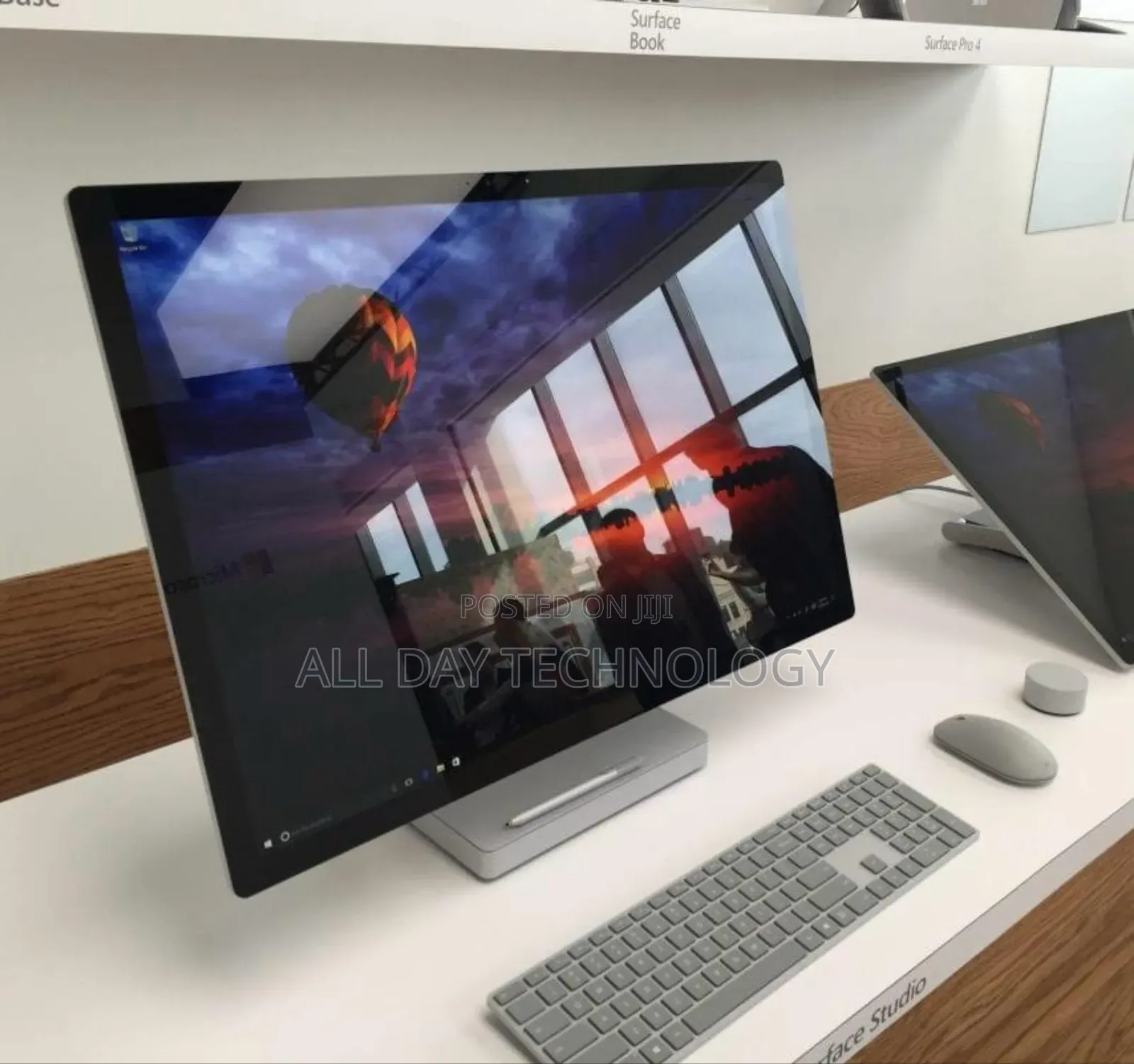 Desktop Computer Microsoft Surface Studio 2 32GB Intel Core i7 SSD 1T