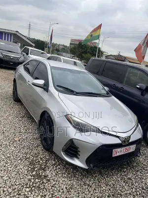 Toyota Corolla S Plus 4dr Sedan (1.8L 4cyl CVT) 2014 Silver