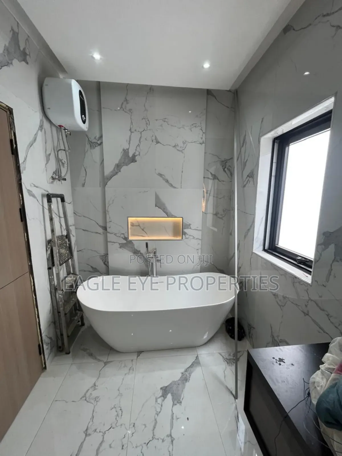 4bdrm House in Nmai-Dzorn for sale