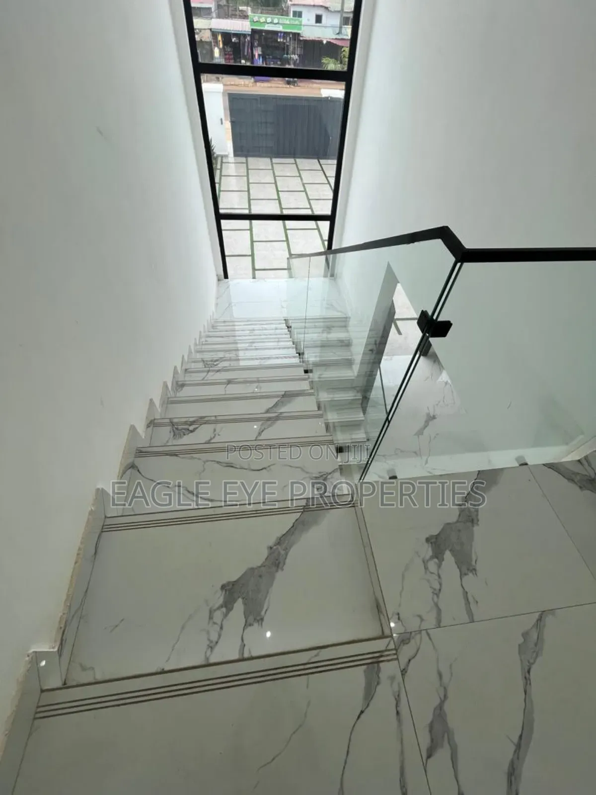 4bdrm House in Nmai-Dzorn for sale