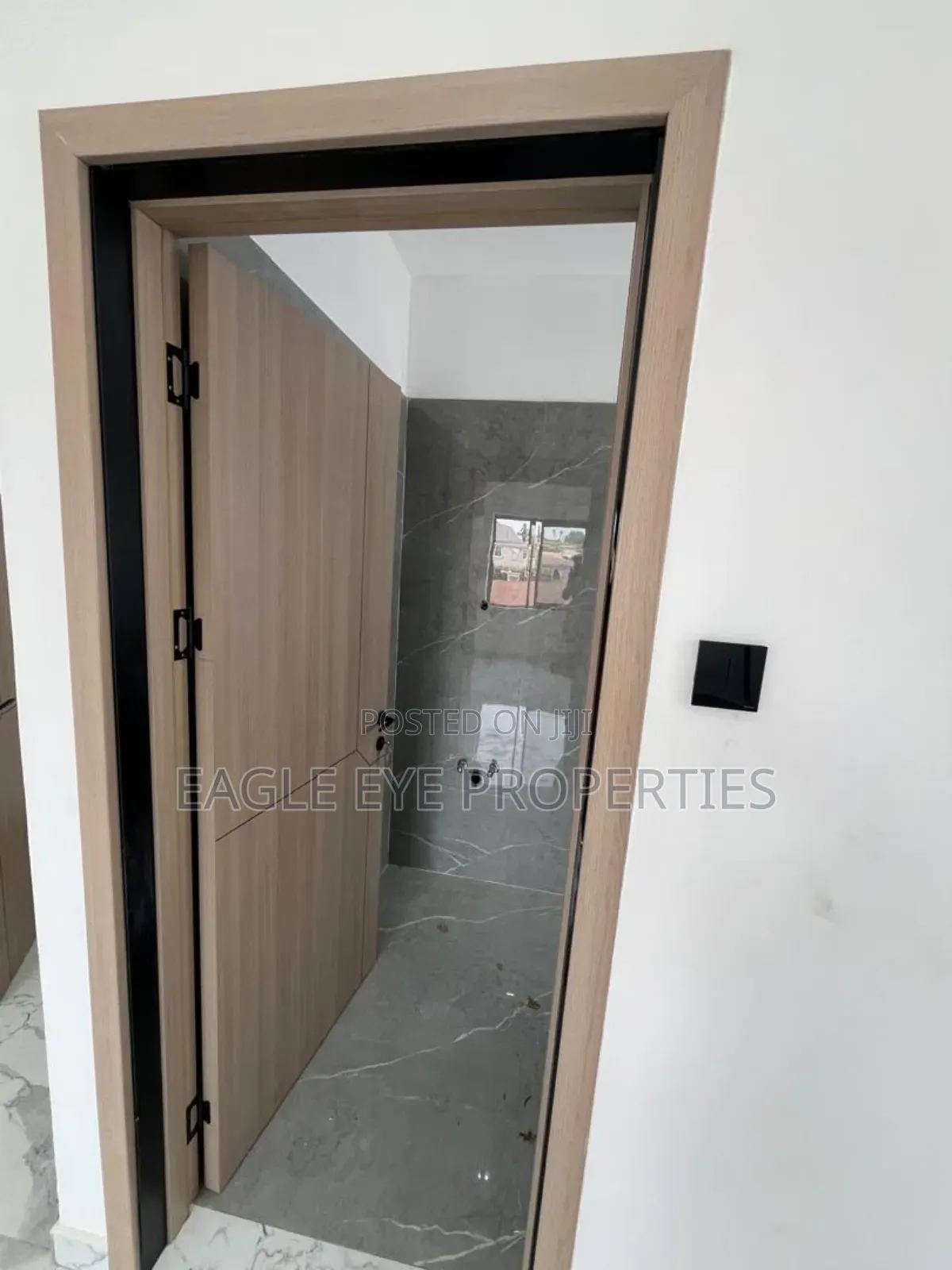4bdrm House in Nmai-Dzorn for sale