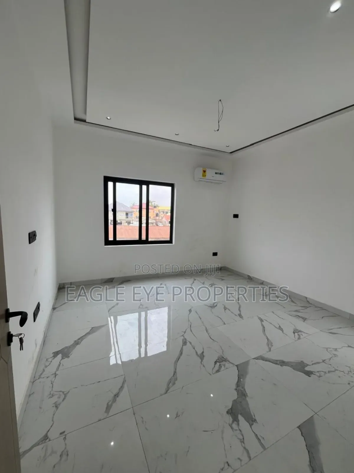 4bdrm House in Nmai-Dzorn for sale
